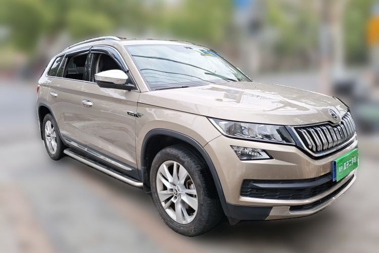 Used Skoda Kodiaq 2017 TSI330 5-Seat Two-Wheel Drive Luxury Edition Front Right 45 Deg