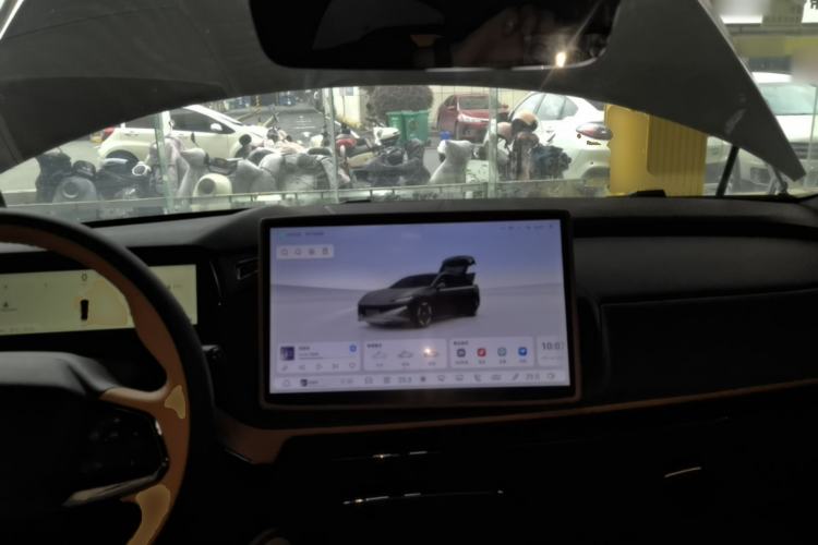 Used Deepal SL03 2025 Pure Electric Sports Car Center Console