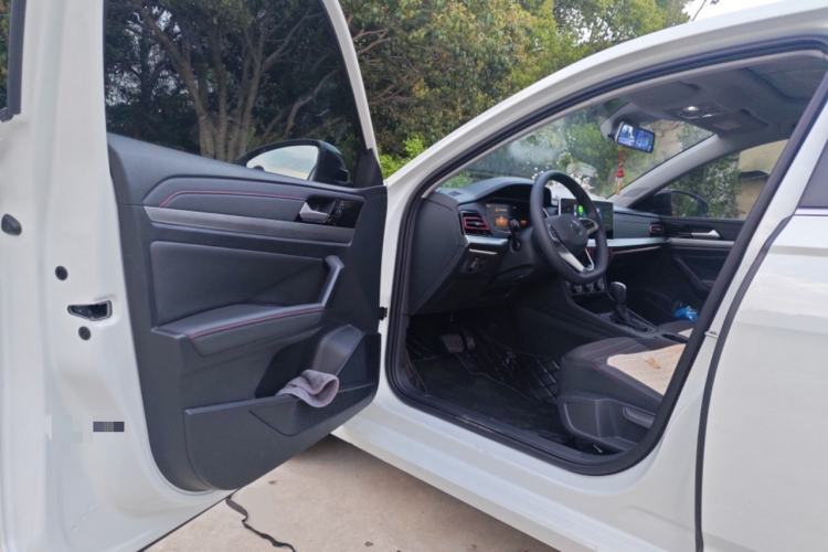 Used Volkswagen Lavida 2024 300TSI DSG Full-Comfort Edition Driver Seat