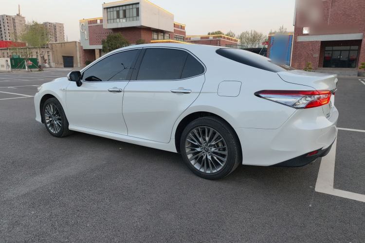 Used Toyota Camry 2018 Dual-Engine 2.5 HG Luxury Edition
