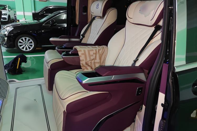 Used Mercedes-Benz Vito 2021 2.0T Business Version 7 Seats Left Rear Seat