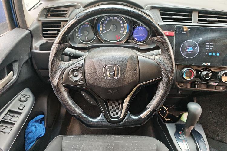 Used Honda Fit 2016 1.5L LXS CVT Comfort Sunroof Version
