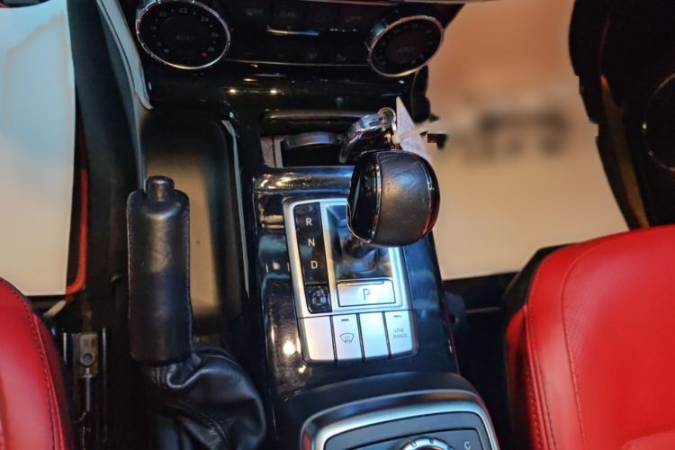 Used Mercedes-Benz G-Class 2016 G 500 Interior 4