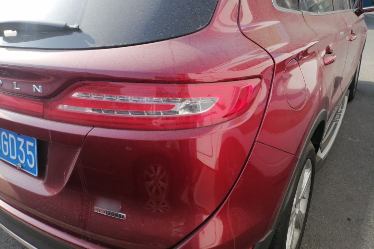 Used Lincoln MKC 2016 2.0T Two-Wheel Drive Deluxe Edition
