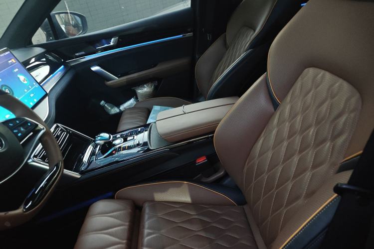 Used BYD Tang New Energy 2021 DM 2.0T Four-Wheel Drive High-Performance Flagship Model
