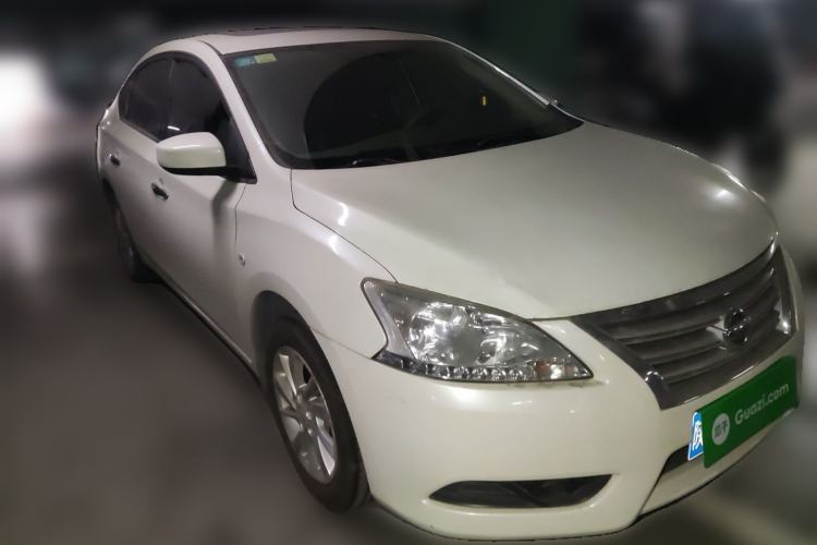 Used Nissan Sylphy 2012 1.6 XL Manual Luxury Edition Front Right 45 Deg