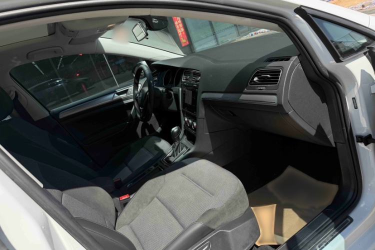 Used Volkswagen Golf 2020 Zhiai Edition 280TSI DSG Comfort Model Right Front Seat