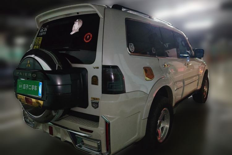 Used Mitsubishi Pajero 2018 3.0L Automatic Comfort Edition Rear Right 45 Deg