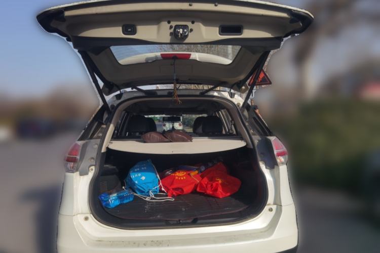 Used Nissan X-Trail 2014 2.5L CVT Luxury Edition 4WD
