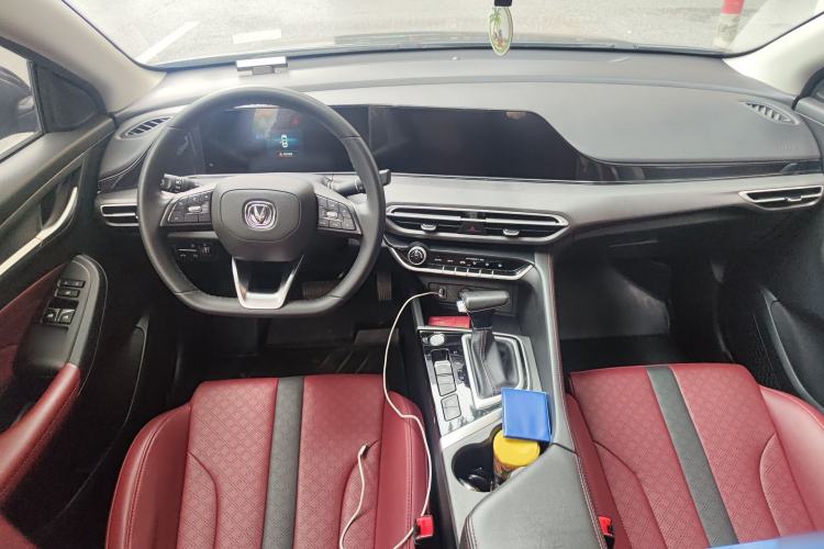 Used CHANGAN Eado 2021 PLUS Blue Whale NE 1.4T GDI DCT Prestige Model
