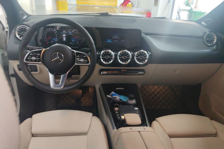 Used Mercedes-Benz GLA 2023 GLA 220
