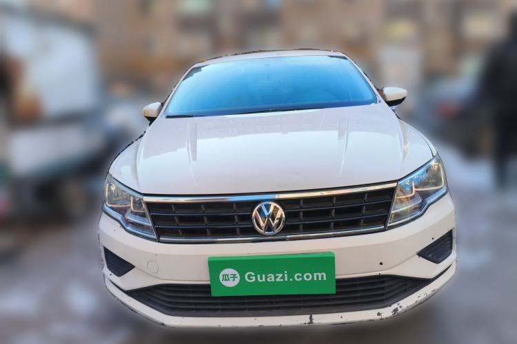 Used Volkswagen Jetta 2017 1.4L Manual Fashion Edition
