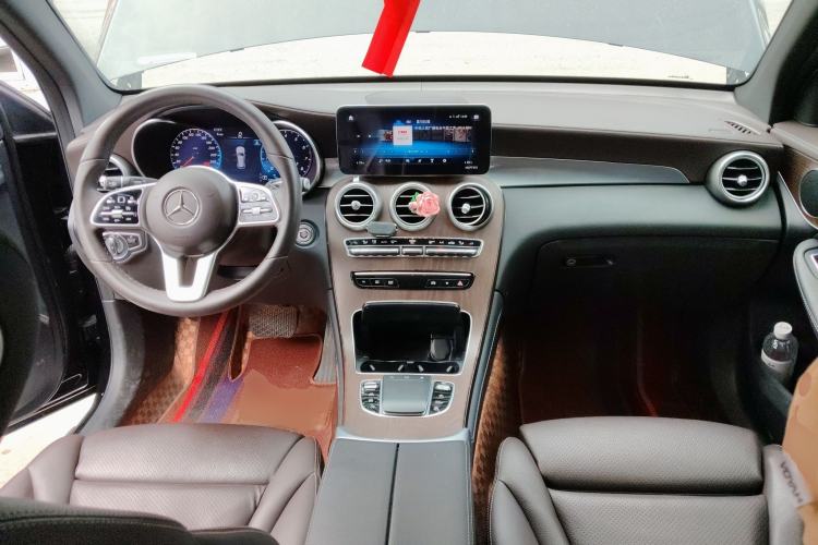 Used Mercedes-Benz GLC 2020 Facelift GLC 300 L 4MATIC Dynamic Edition