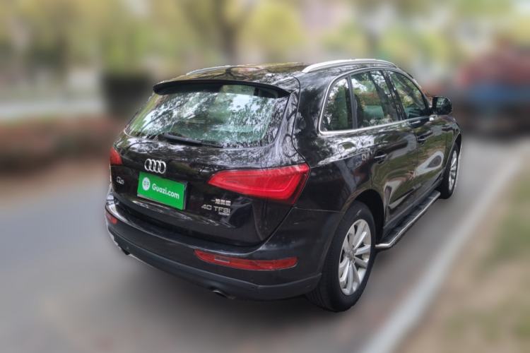 Used Audi Q5 2013 40 TFSI Technology Edition Rear Right 45 Deg