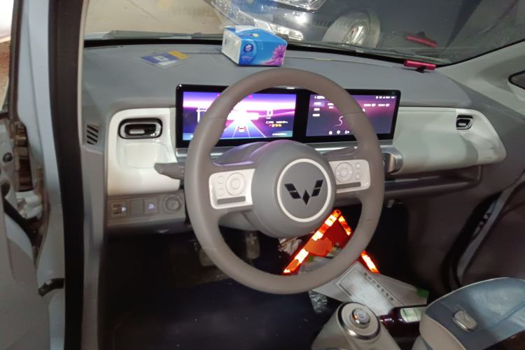 Used Wuling Air ev 2023 - Four Seats - Advanced Edition
