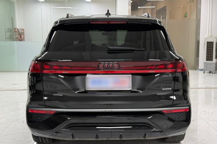 Used Audi Q6 2024 45 TFSI quattro Black Warrior Edition 6 Seats
