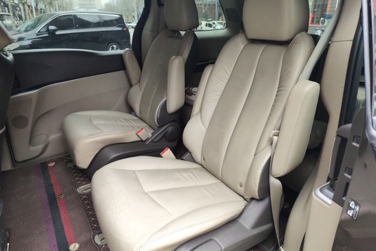 Used Buick GL8 2013 3.0L GT Luxury Business Haoya Edition
