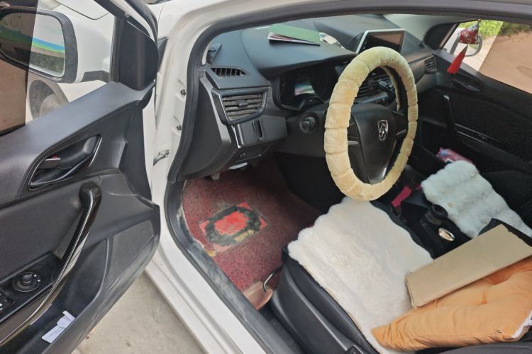 Used Baojun 310 2016 1.2L manual Comfort trim level Driver Seat