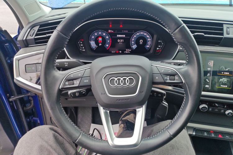 Used Audi Q3 2020 35 TFSI Ambition Dynamic Edition Steering Wheel