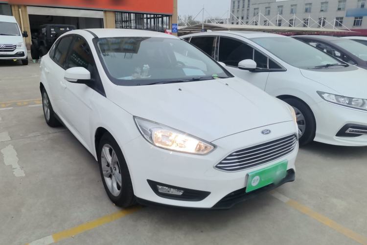 Used Ford Focus 2017 Sedan 1.6L Automatic Comfort Plus SmartDrive Edition Exterior 1