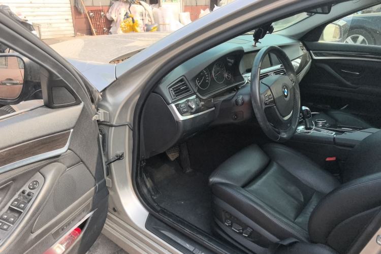Used BMW 5 Series 2013 530Li Luxury Model