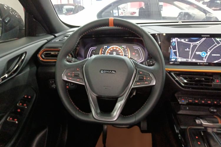 Used CHANGAN OSHAN X5 2022 Sport Edition 1.5T DCT Cyclone Assault Steering Wheel