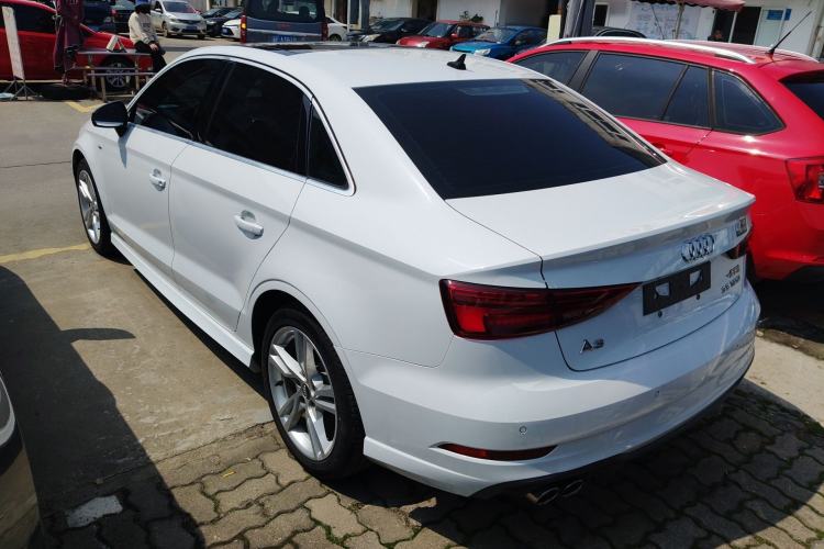 Used Audi A3 2019 Limousine 35 TFSI Fashion Edition China V standard
