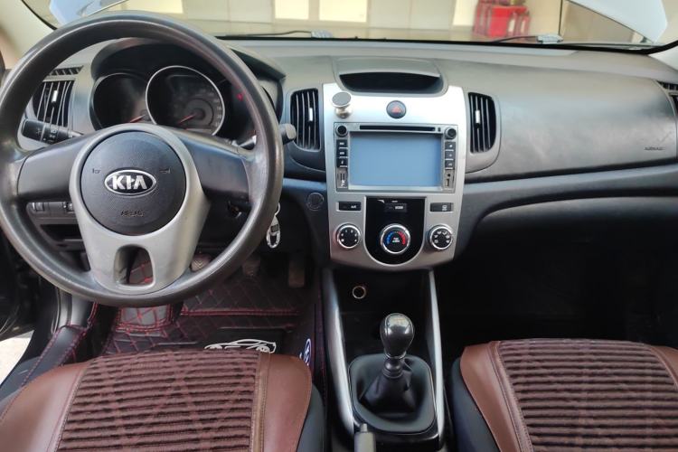 Used Kia Forte 2014 1.6L MT GL
