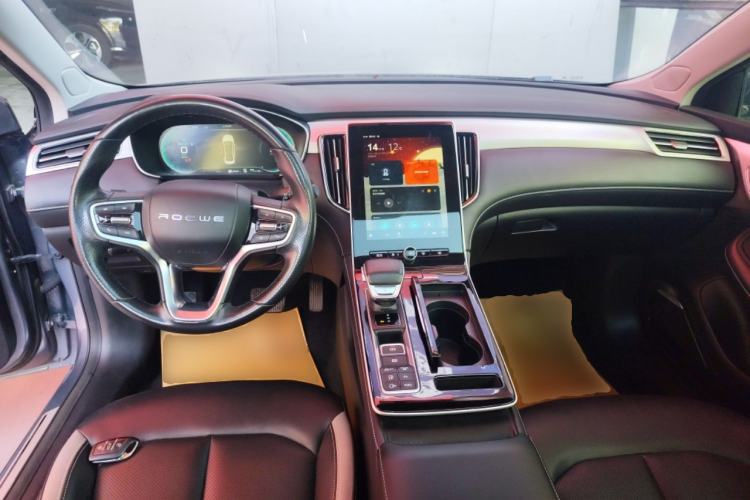 Used Roewe i6 MAX New Energy 2020 1.5T PHEV Cool & Stylish Skyroof Edition Center Console