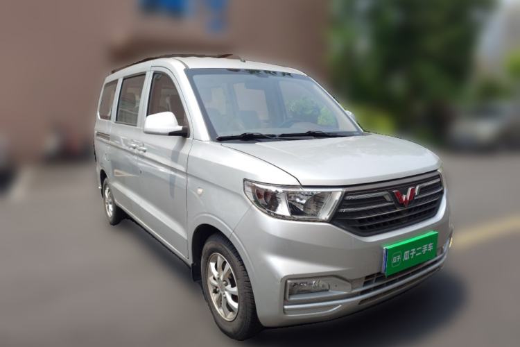 Used Wuling Hongguang V 2019 1.5L Standard Version China VI LAR