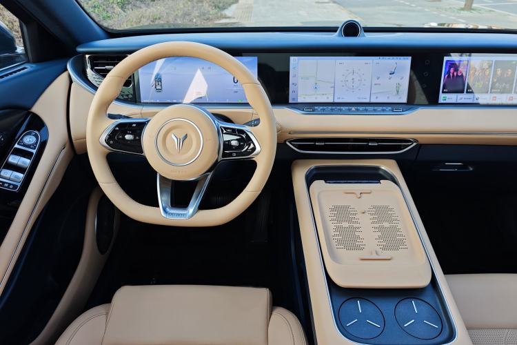 Used VOYAH FREE 2024 Ultra-Long Range Intelligent Driving Version
