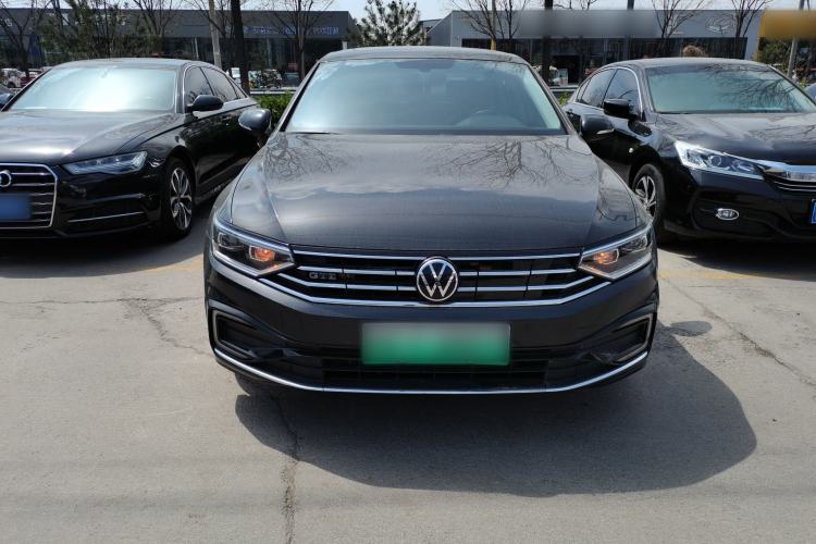 Used Volkswagen Magotan GTE Plug-in Hybrid 2020 GTE Luxury Model Front