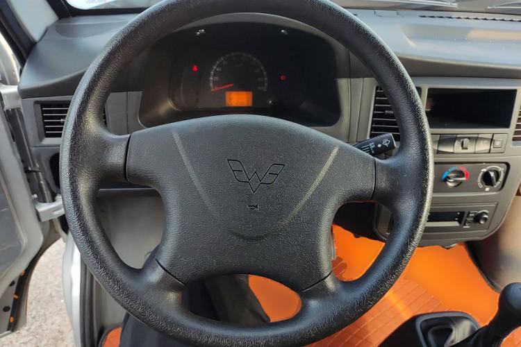 Used Wuling Zhiguang 2023 1.5L Practical Version 5/7 Seats