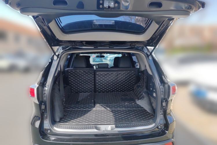 Used Toyota Highlander 2015 2.0T Four-Wheel Drive Luxury Edition 7-Seater
