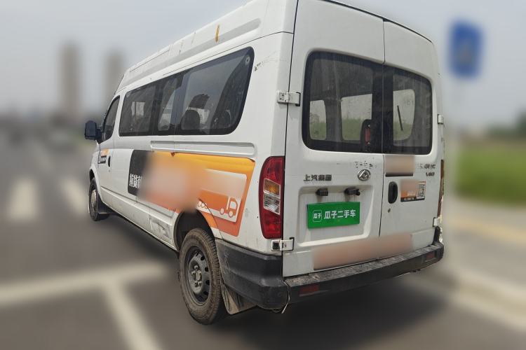 Used SAIC MAXUS Xintu V80 2019 2.5T Classic Version 6-Speed Manual – Aoyuntong Modified Long Wheelbase Mid-Height 7-Seater