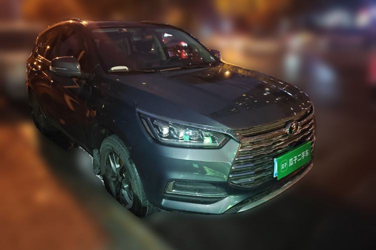 Used BYD Song 2021 Classic Edition 1.5T Automatic Elite Model Front Right 45 Deg