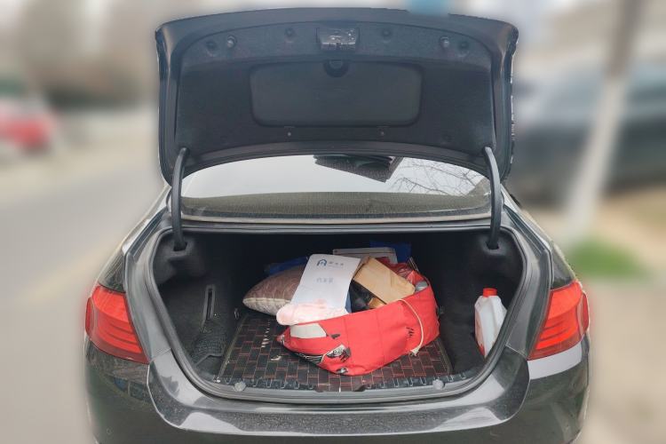 Used BMW 5 Series 2012 523Li Luxury Model
