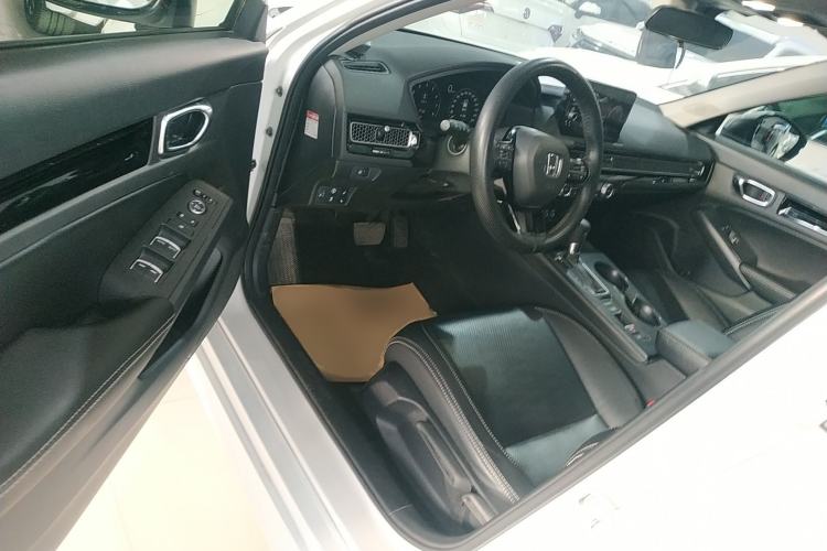 Used Honda Civic 2023 240TURBO CVT Dynamic Edition
