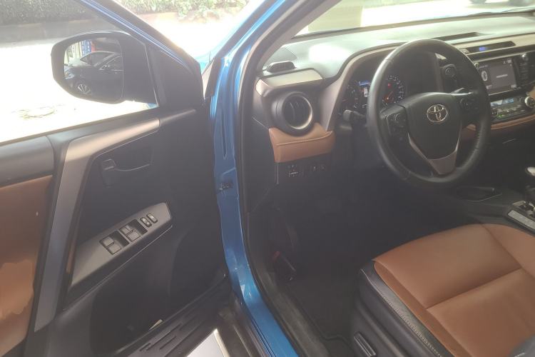 Used Toyota RAV4 2016 2.5L Automatic 4x4 Elite Edition