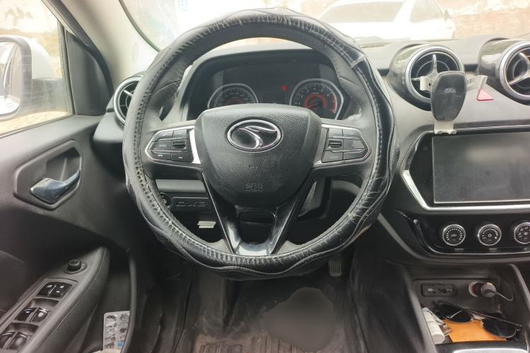 Used Soueast DX3 2018 1.5L Manual Luxury Model Steering Wheel