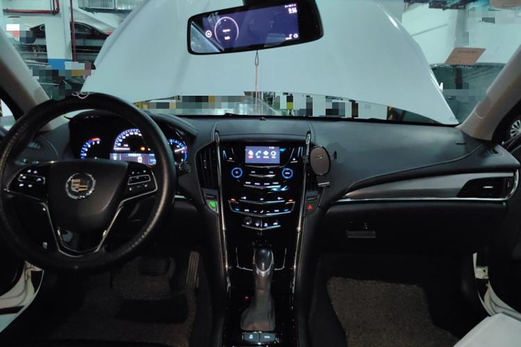 Used Cadillac ATS-L 2014 25T Comfort Model Center Console