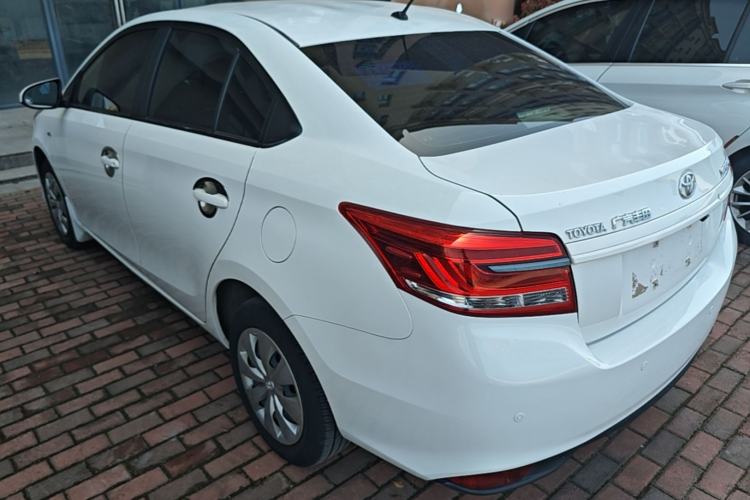 Used Toyota YARiS L Zhi Xiang 2017 1.5E CVT Dynamic Edition
