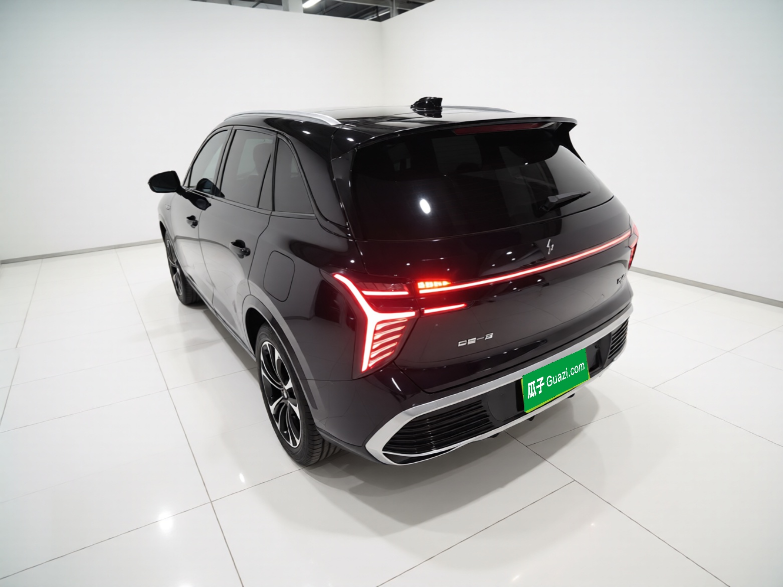 Hongqi HS3 PHEV 2025 Model PHEV 117km Jingwei PLUS Edition — снимка 4