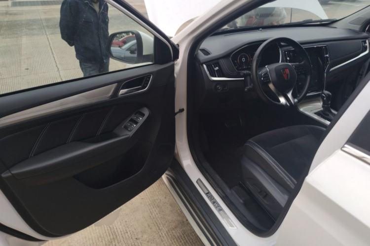 Used Roewe RX5 New Energy 2017 eRX5 50T Hybrid Connected Prestige Flagship Edition
