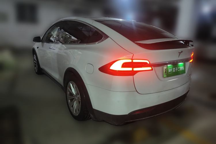 Used Tesla Model X 2019 Long-Range Version Rear Left 45 Deg