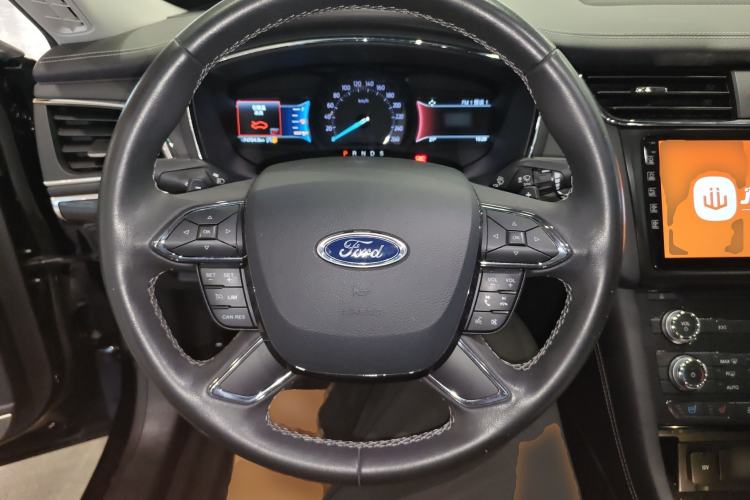 Used Ford Taurus 2018 EcoBoost 245 Fashion Edition China V Standard Steering Wheel