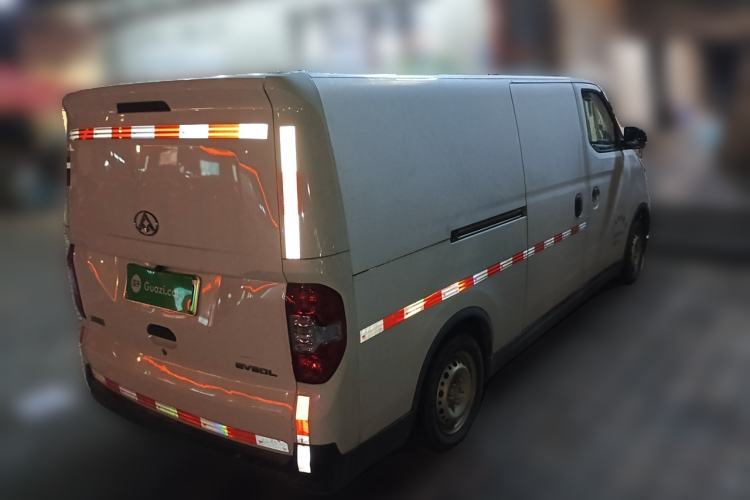 Used SAIC MAXUS EV30 2019 City Logistics Vehicle Fast Delivery Version Long Wheelbase Mengguli 35 kWh