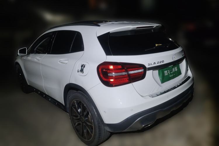 Used Mercedes-Benz GLA 2017 GLA 220 4MATIC Luxury Model
