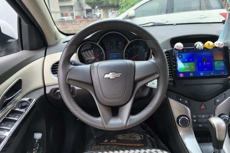 Used Chevrolet Cruze 2015 1.5L Classic SE AT Steering Wheel