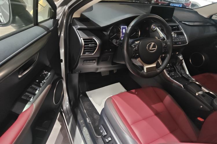 Used Lexus NX 2018 300 Front-Drive Freeline Edition
